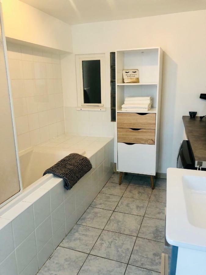 Charmant Appartement 2 Chambres Metz Centre Proche Pompidou ภายนอก รูปภาพ